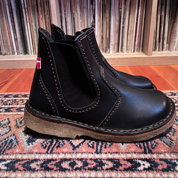 Duckfeet Roskilde 35 Women’s 5 Chelsea Boots Black Pull-on Unworn - Picture 2 of 5